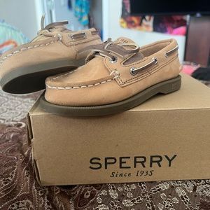 Toddler Sperry - Size 9